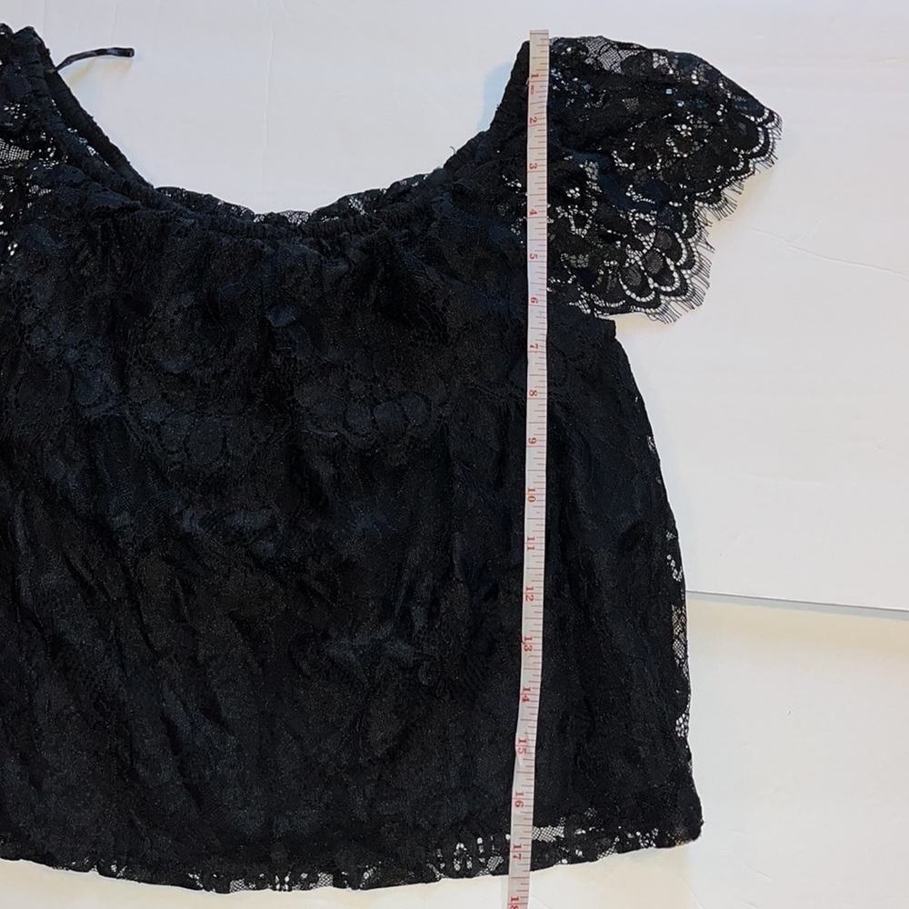 Hollister blouse-small- black lace off the shoulder crop top. - Picture 6 of 6